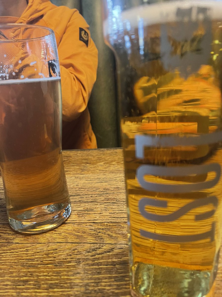 Just a shitty ground in London that we’re never gunna see 🍻🇧🇼