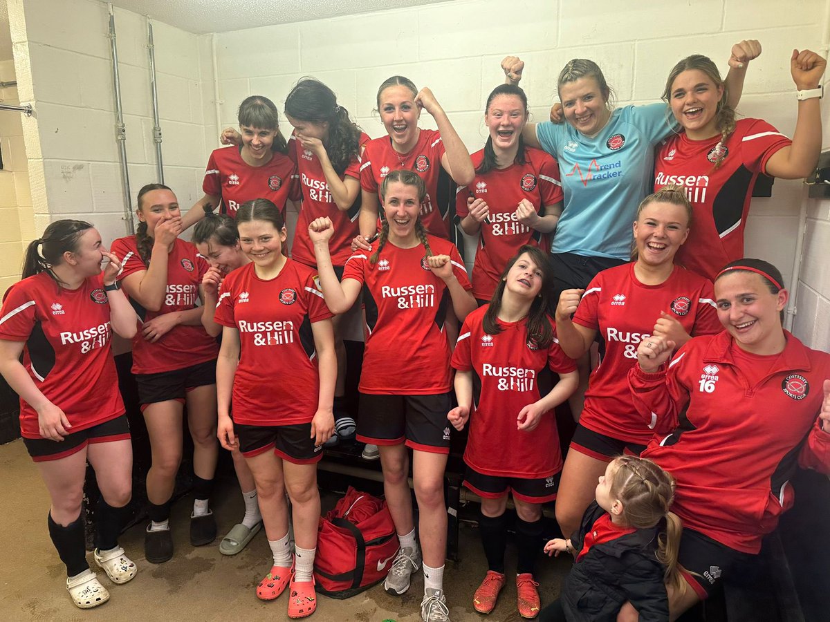 Nearing the end of season, we continue to grow and come together as a team! 💪

#thenorfolkreds Ready to work for those 3 points again tomorrow?

🔴⚫️

#norfolkfootball
@nwgfl