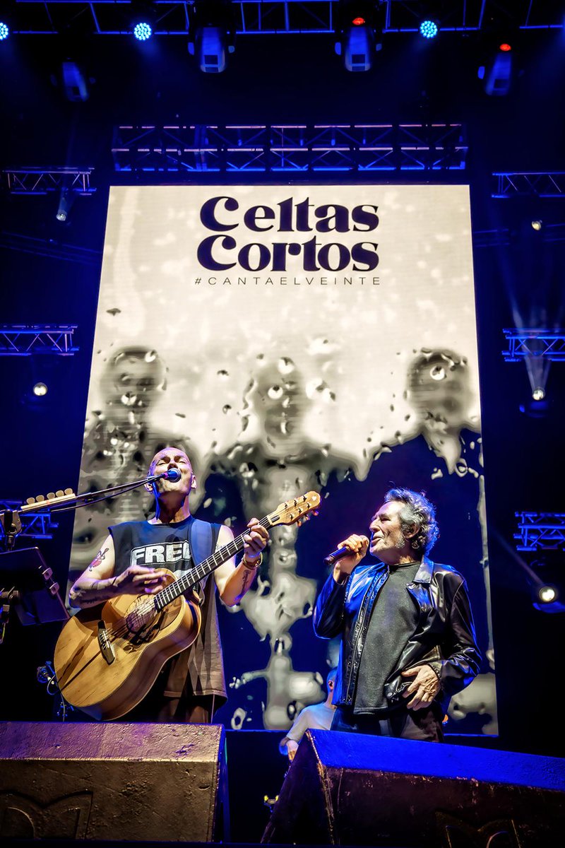 Gracias a todos los asistentes e invitados que hicieron que anoche fuera inolvidable....y hoy más ¡Os esperamos! #VenteAlVeinte #20deAbril #CeltasCortos #Elmundodelreves 

<a href="/Los40Classic/">LOS40 Classic</a> <a href="/VistalegreMad/">Palacio Vistalegre</a> <a href="/TicketmasterES/">Ticketmaster España</a>
