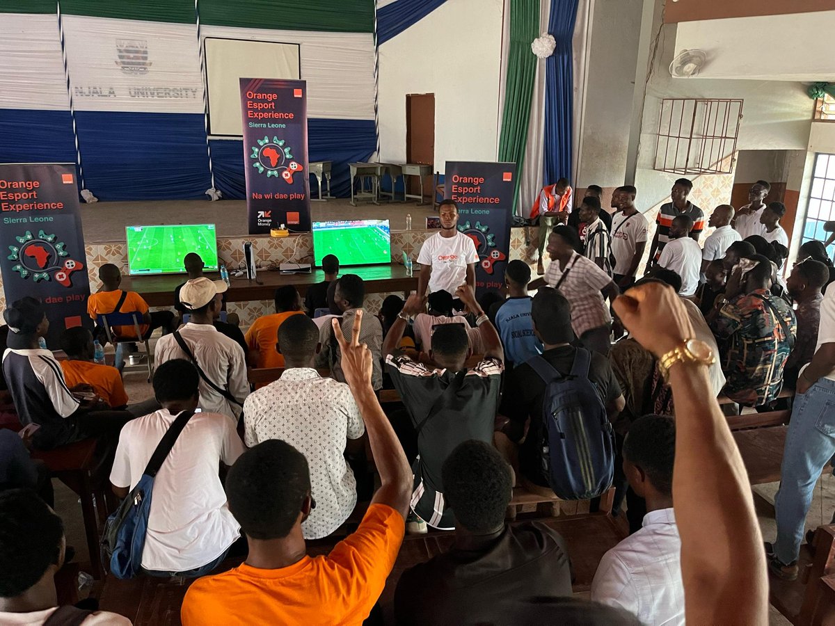 Orange_sierra's tweet photo. See the passion and the sportsmanship at Njala University, at the Orange Esport Experience intra-tournament🥳
Get ready as we head to the finals. The Grand Prize is NLE 30,000. It could be you or someone from your university. Rep your university!
#orangesl #OEE #ESFSL #NaWeDeyPlay #OrangeEsport #OrangeEsportExperience #njala
