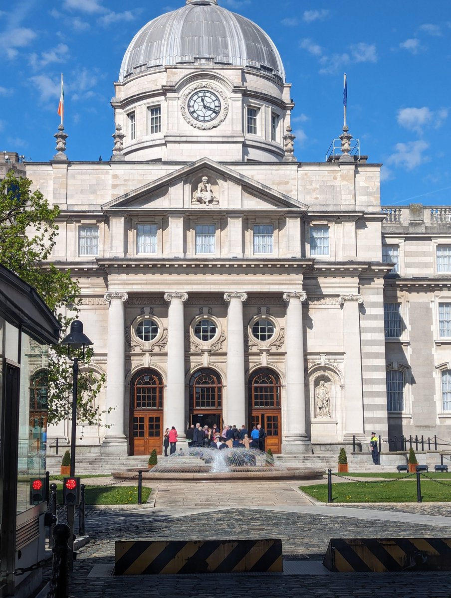 Families of the Stardust victims entering Govt buildings for their meeting with the Taoiseach. It follows their meeting with Mary Lou McDonald where they were assured the state apology will be genuine. McDonald said she would ensure the Taoiseach knows what he is apologising for