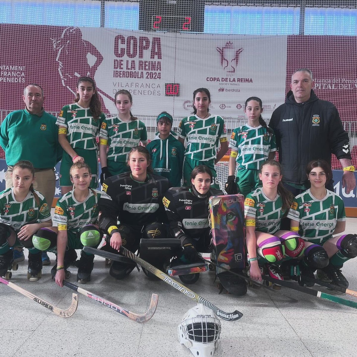 cerdanyolach's tweet photo. 💛 El Cerdanyola se suma a la Jornada Solidària Joan Petit d’Hoquei Patins!
L’equip d’OK Lliga i el Fem 15 van lluïr el braçal groc.
💻 https://t.co/yOXn9OOEey
@AmicsJoanpetit @FCPatinatge
#JornadaSolidariaJoanPetit #stickcontent #stickcontenta #JoanPetitNensAmbCàncer https://t.co/1XK8nJBRli