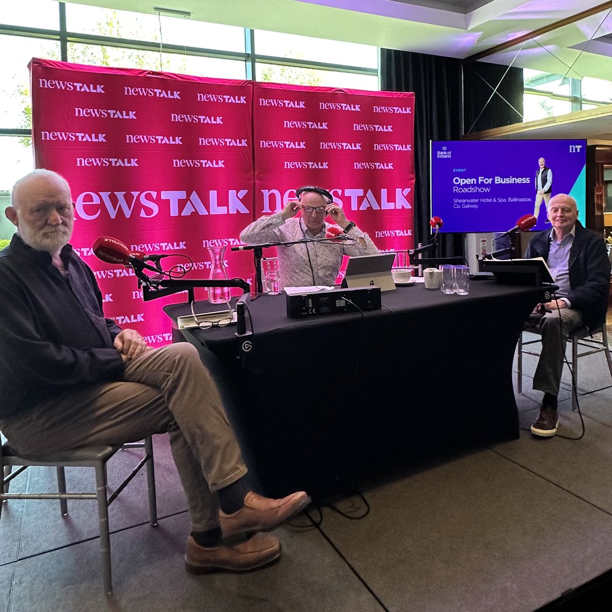 @CNaM_ie @bobbykerr Now live from Ballinasloe, we hear from Conor Skehan and @EddieShanahan! We are Open For Business, with thanks to @CNaM_ie 💡