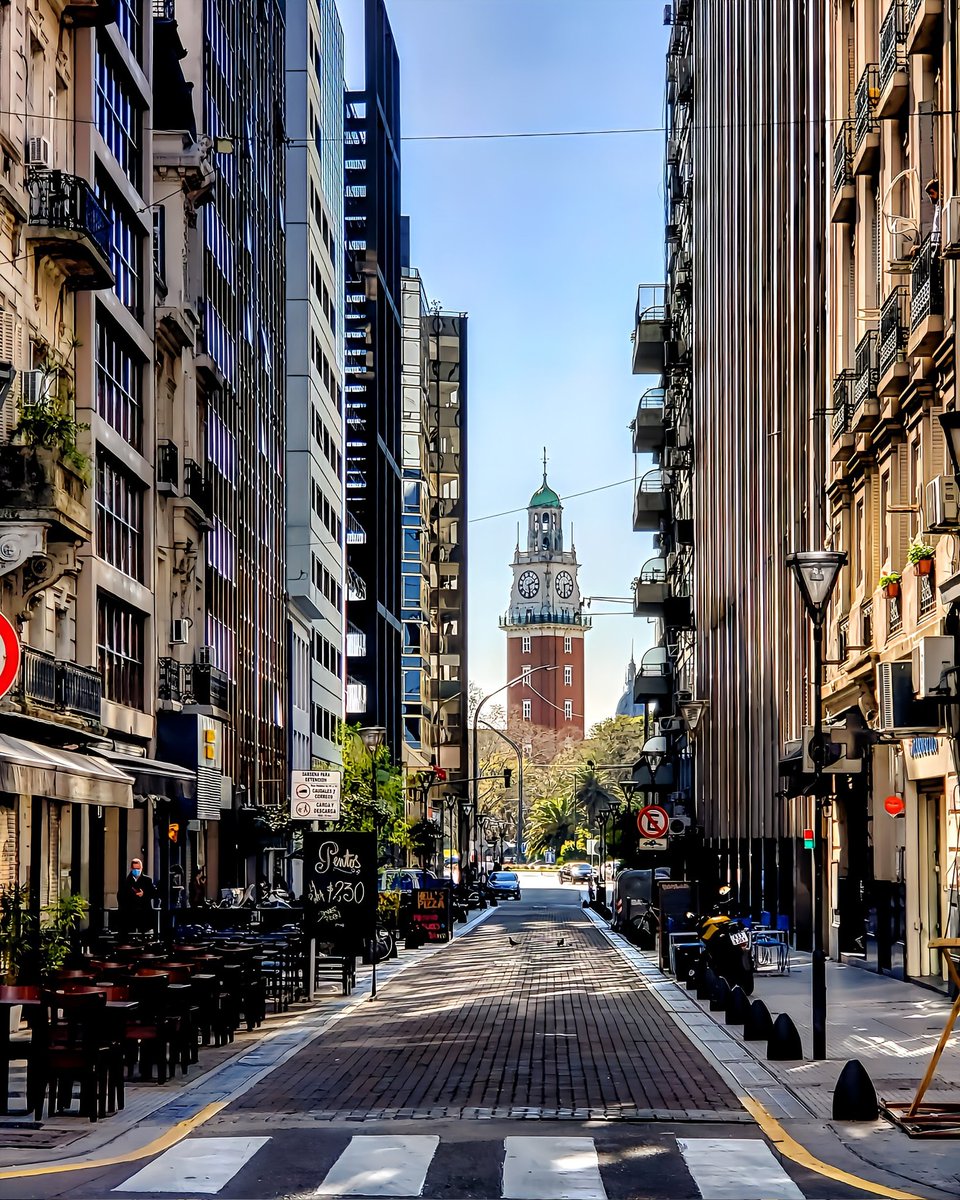 Buenos días Buenos Aires. Good morning Buenos Aires.