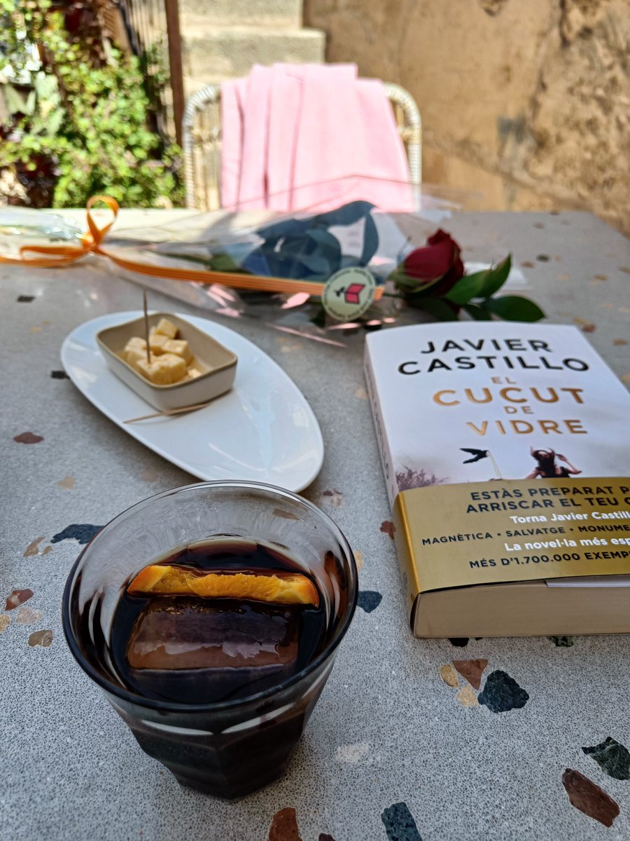 juanma79campos's tweet photo. Bon pre-Sant Jordi!!
#SantJordi2024
#Vermutime https://t.co/ItPkczwj5y