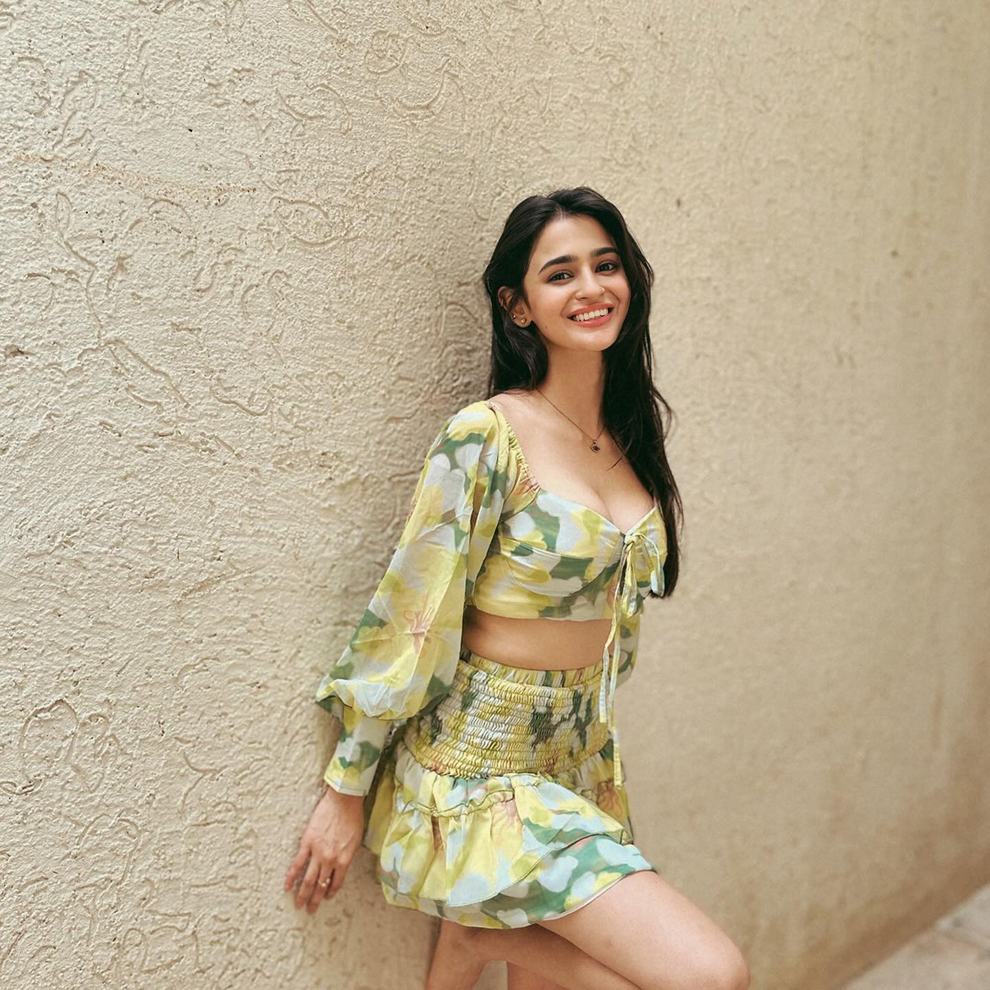 GLmi6U6aQAAMuvs?format=jpg&name=large