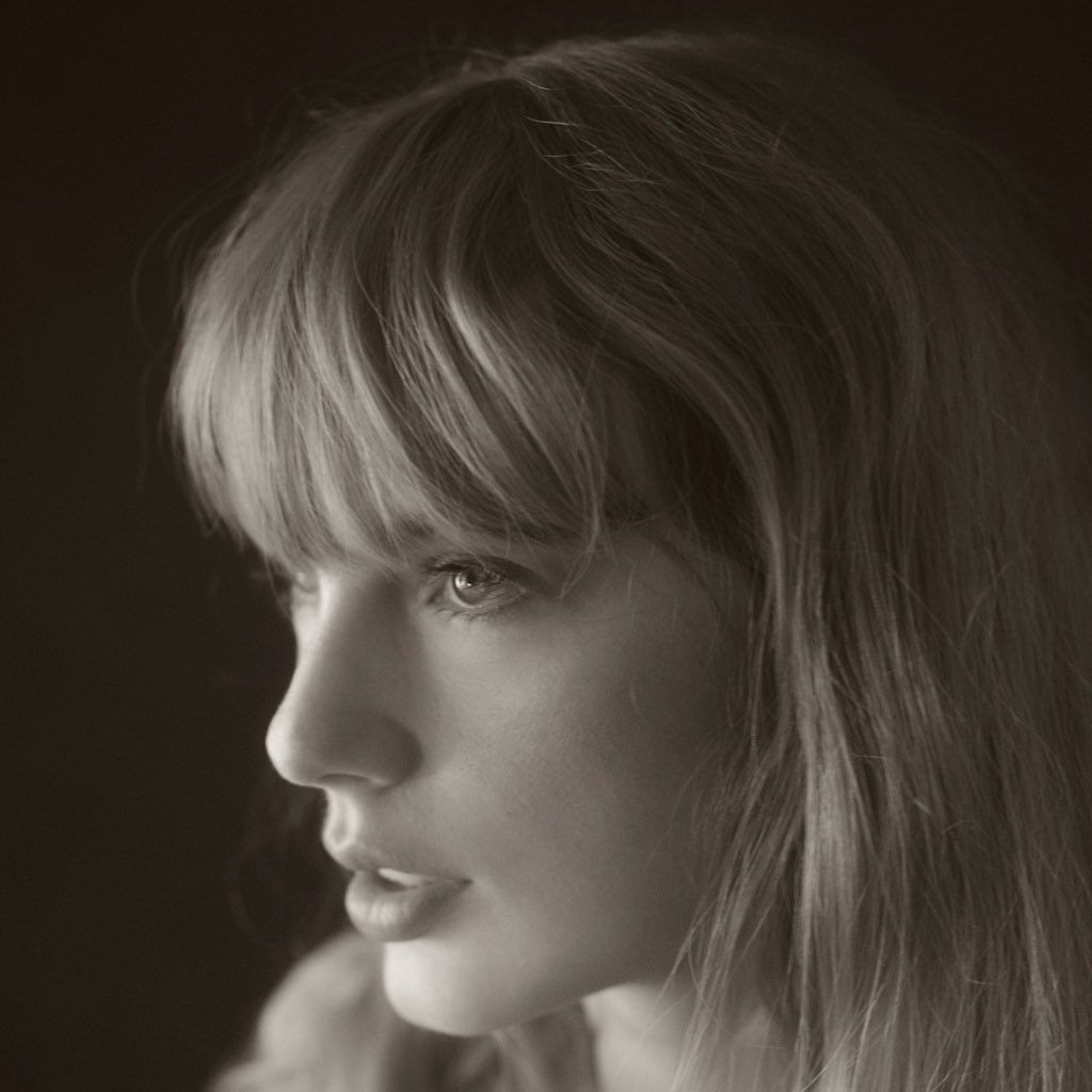 tswifterastour's tweet photo. 🚨| Taylor Swift's "THE TORTURED POETS DEPARTMENT" is the FIRST and ONLY album in Spotify HISTORY to surpass both 200 MILLION and 300 MILLION streams in its first 24 hours! #TSTTPD https://t.co/uQvW5YR8RH