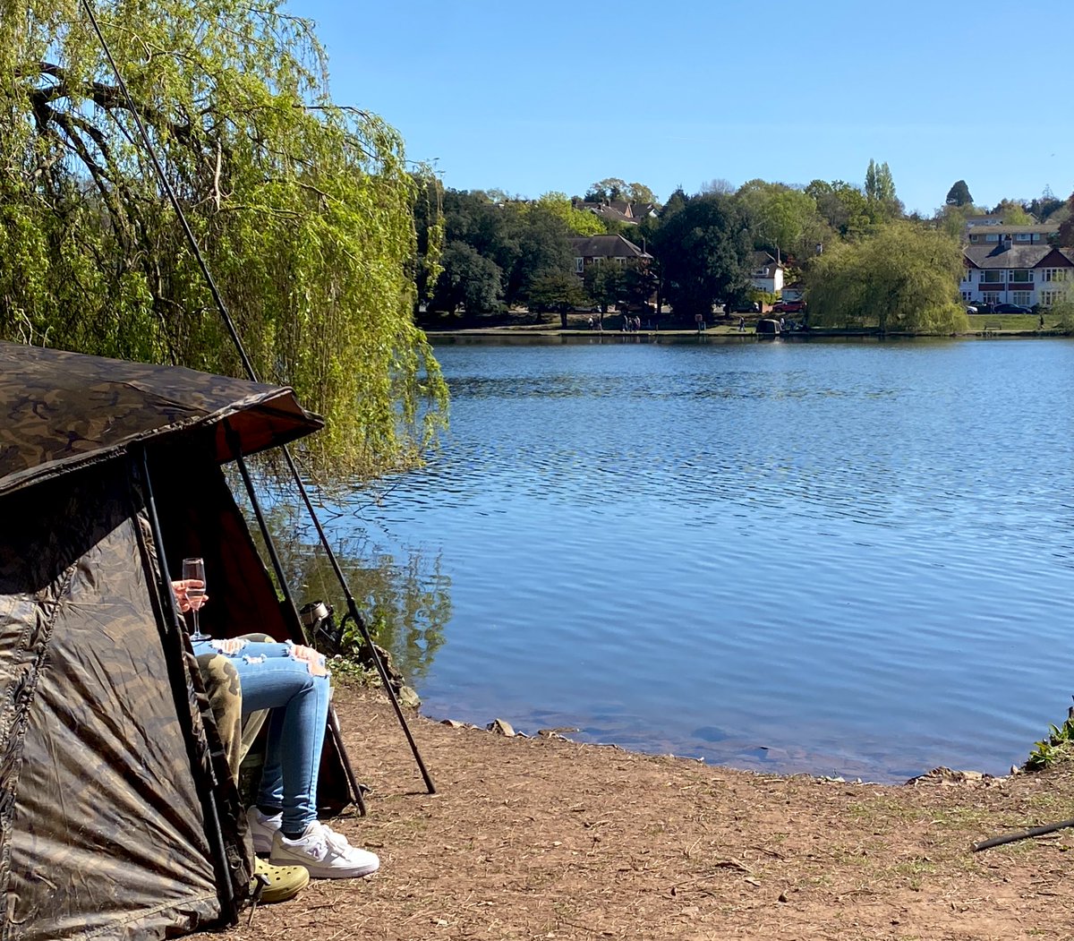 Prosecco in the park: gone fishin’, Roath Park style. 🎣🥂☀️🕶️ #cardiff