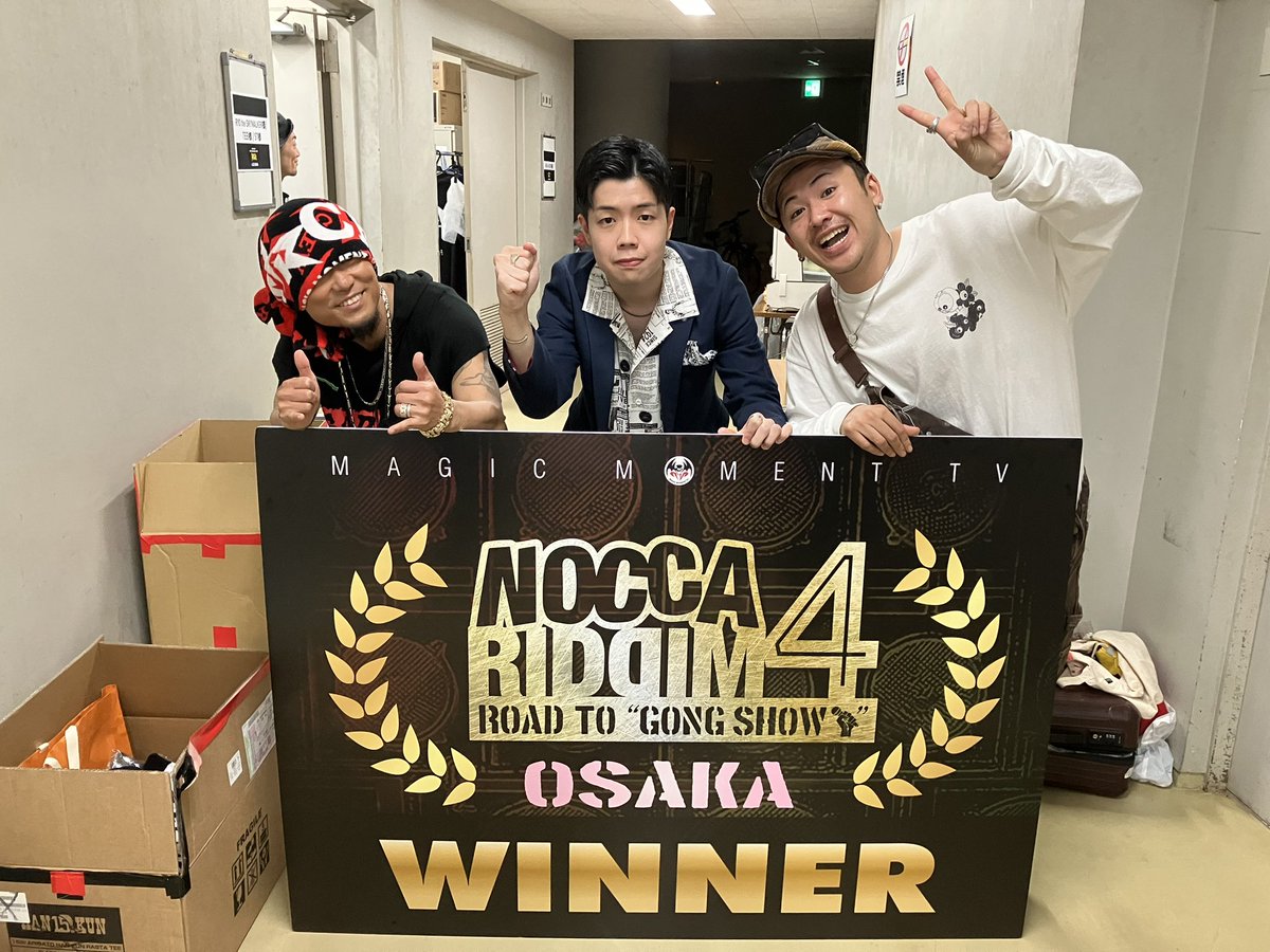 ℝOB!ℕ. tweet media