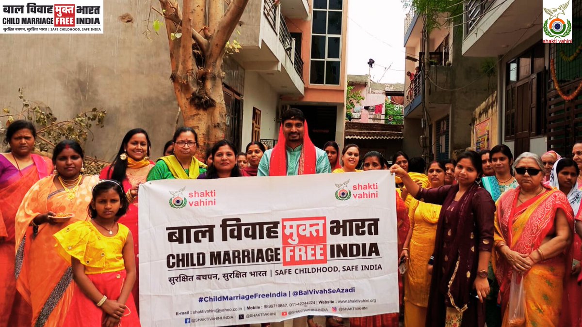 In Gurugram, Haryana, @SHAKTIVAHINI is continuosly addressing the issue of #childmarriages during religious gatherings & are working towards raising community accountability to take action for #ChildMarriageFreeIndia.  #EndChildMarriage 

@BalVivahSeAzadi @Bhuwan_Ribhu