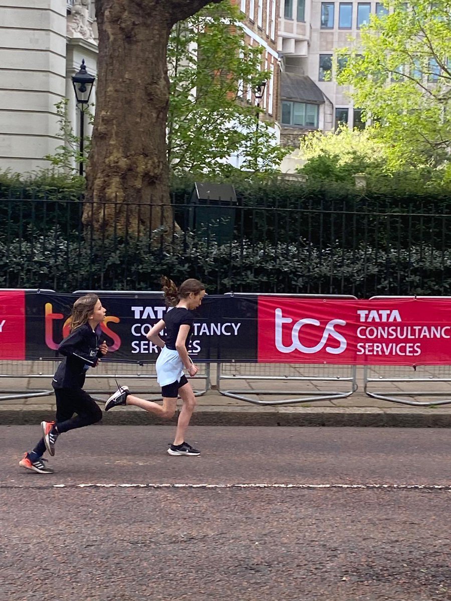 sydsports's tweet photo. Brilliant to see so many of our Prep pupils in the Mini London Marathon this morning! Well done to all runners in the 2.6km event and thank you for the support from family and friends! Many more pupils taking part in the one-mile event very soon! #fearnothing #minilondonmarathon https://t.co/FyzEoIg2Fn