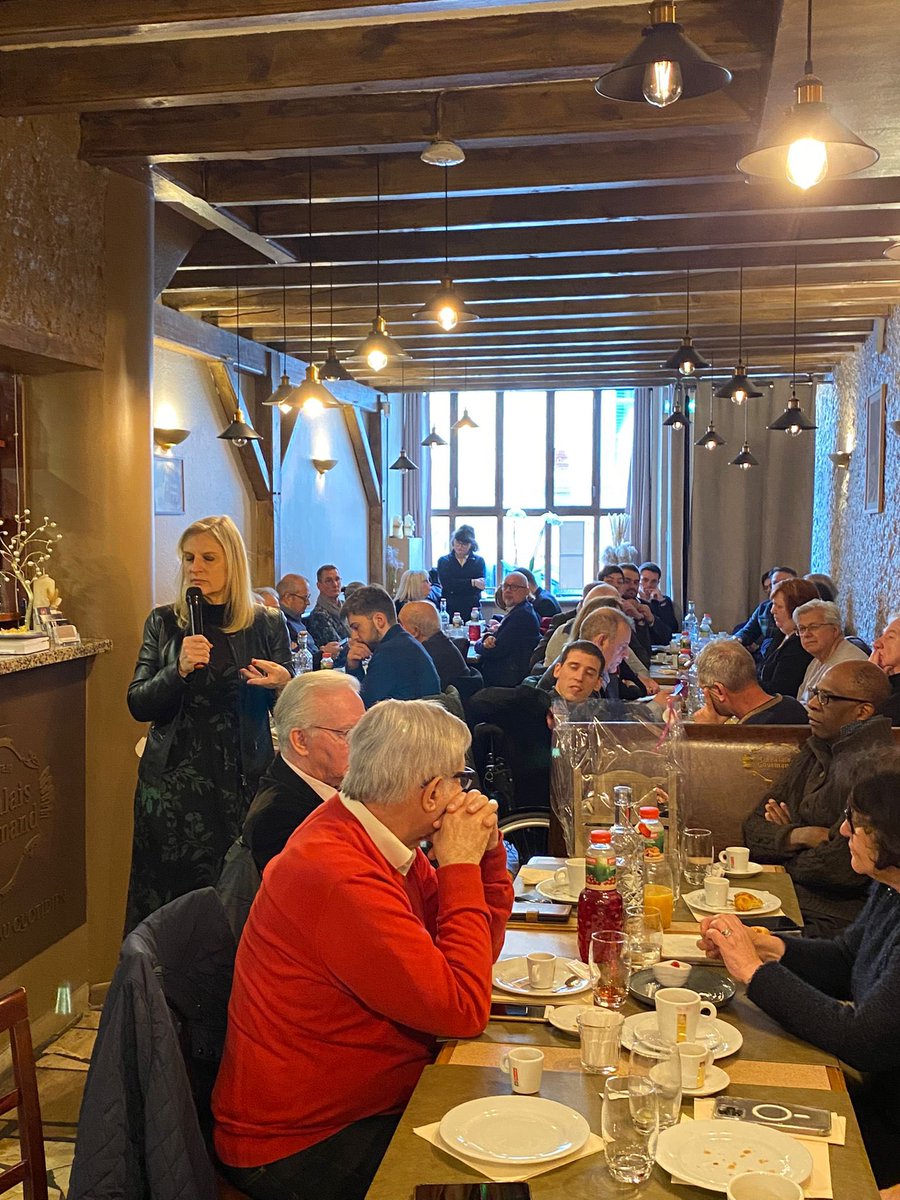 Valérie Debord tweet media