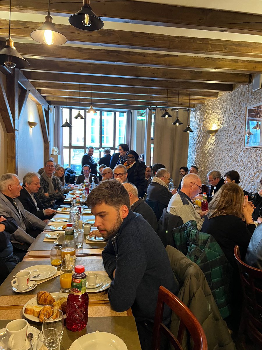 Valérie Debord tweet media