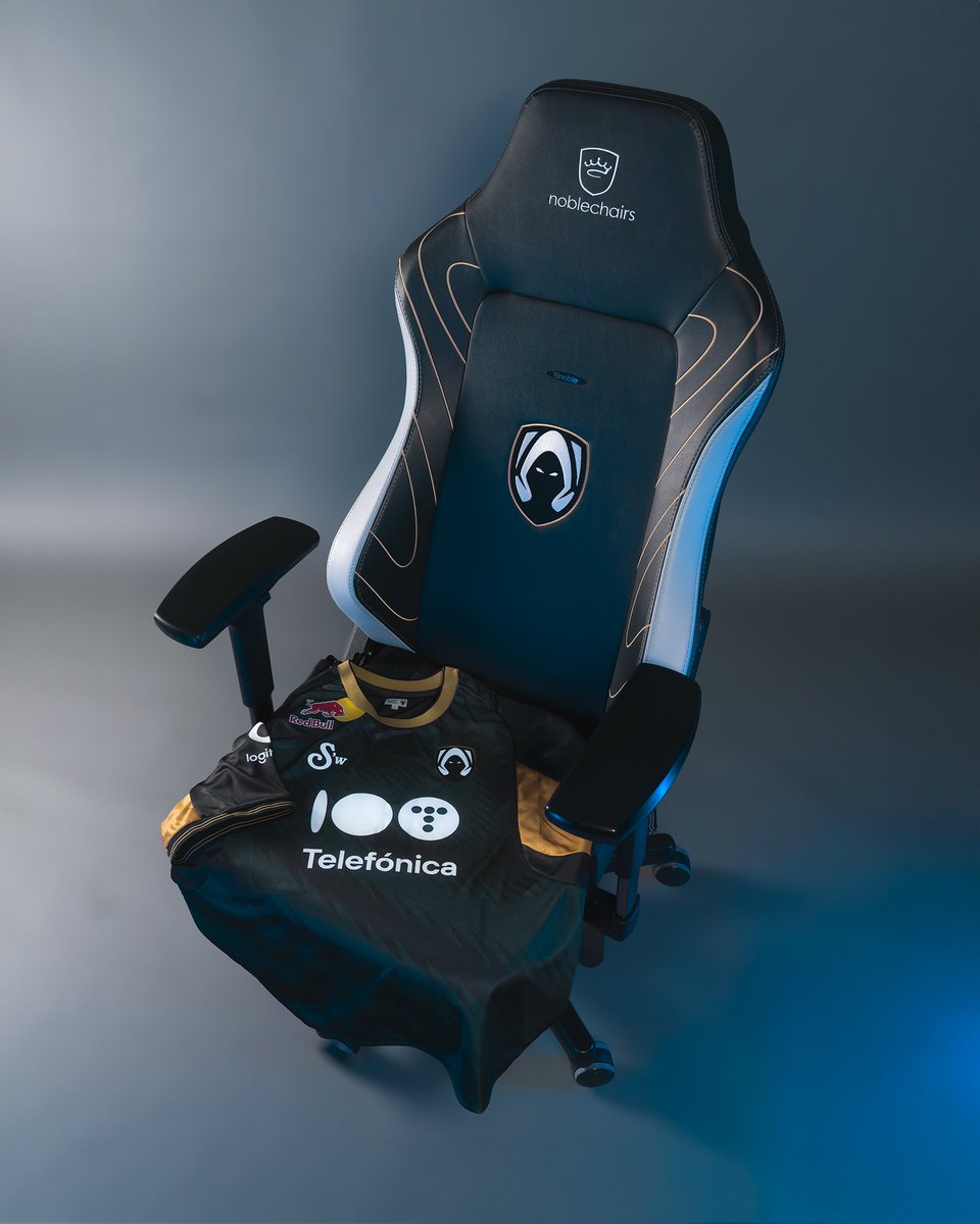 🎂SORTEO DE CUMPLEAÑOS🎂 ¡Felices 100 años, @Telefonica! Para celebrarlo sortearemos una silla Noblechairs x Heretics para uno de vosotros 🫵🏻 REQUISITOS: ✅Seguir a: @TeamHeretics y @Telefonica ✅Mencionar a un amigo 🔁RT Ganador el 28/04. ¡Suerte! #Telefonica100