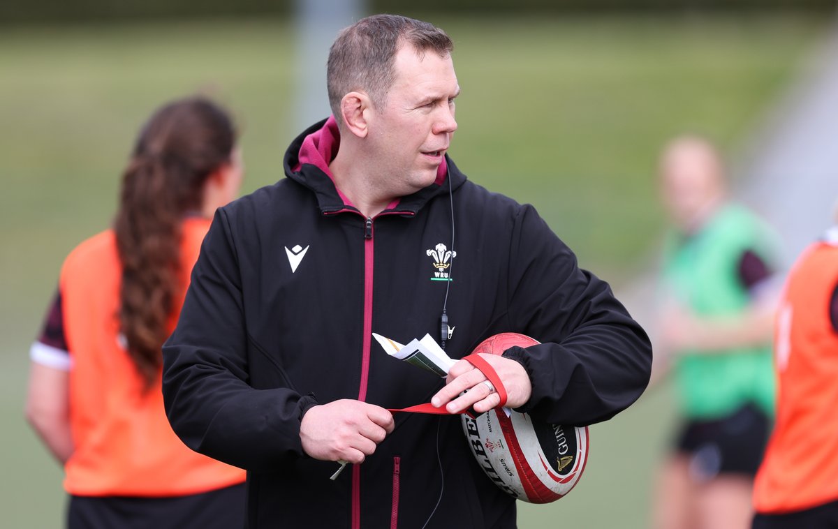 'Performance is all we can control at the moment' Ioan Cunningham has urged his side to control their own performance as they face France as 'underdogs' 👉sportin.wales/performance-is…