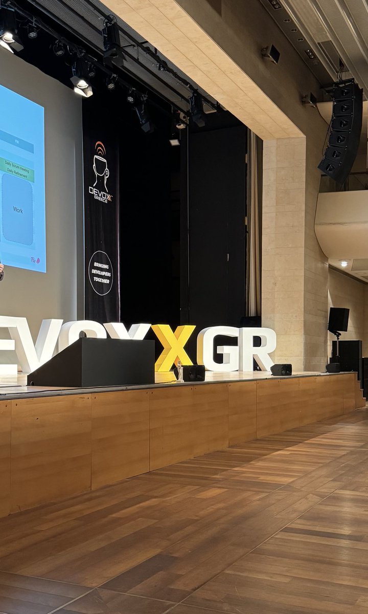 boredabdel's tweet photo. If you are still @DevoxxGR come to Banquet at 2:20pm where I will show how to build modern cloud apps with @serviceweaver. https://t.co/KigFT7Tgid