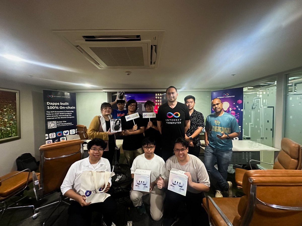 demo_democorp's tweet photo. 🎊🏆 Congratulations to winners for their triumphant win at the VR Metaverse competition during the ICP Red Pill Event BKK! Their innovative #VR creations pushed boundaries and redefined the digital frontier.

ขอแสดงความยินดีกับผู้ชนะในการแข่งขัน VR Metaverse ที่งาน ICP Red Pill Event BKK ที่ผ่านมาด้วยนะคะ 👏👏

🥇1st prize  
Younjune B from TNI
สถาบันเทคโนโลยีไทย-ญี่ปุ่น

🥈2nd prize 
Pavit Paophan from TNI
สถาบันเทคโนโลยีไทย-ญี่ปุ่น

🥉3rd prize 
Wittawin Luachom from TNI 
สถาบันเทคโนโลยีไทย-ญี่ปุ่น

🏅4th prize 
Wiphawee Thibet from PIM 
สถาบันการจัดการปัญญาภิวัฒน์

🏅5th prize 
Atipol from SWU 
มหาวิทยาลัยศรีนครินทรวิโรฒ องครักษ์

#DemoCorporation #WorldComputer #internetcomputer #CryptoCloud #ChainKey #MultiChain #BitcoinDeFi #ckBTC #SNS #ICPeople #ICPHubThailand #ICPSynergyLabs #SynergyLabs #ThaiOnChain #ICVR #ICVRFramework #TheIslandCollective #VRMetaverse