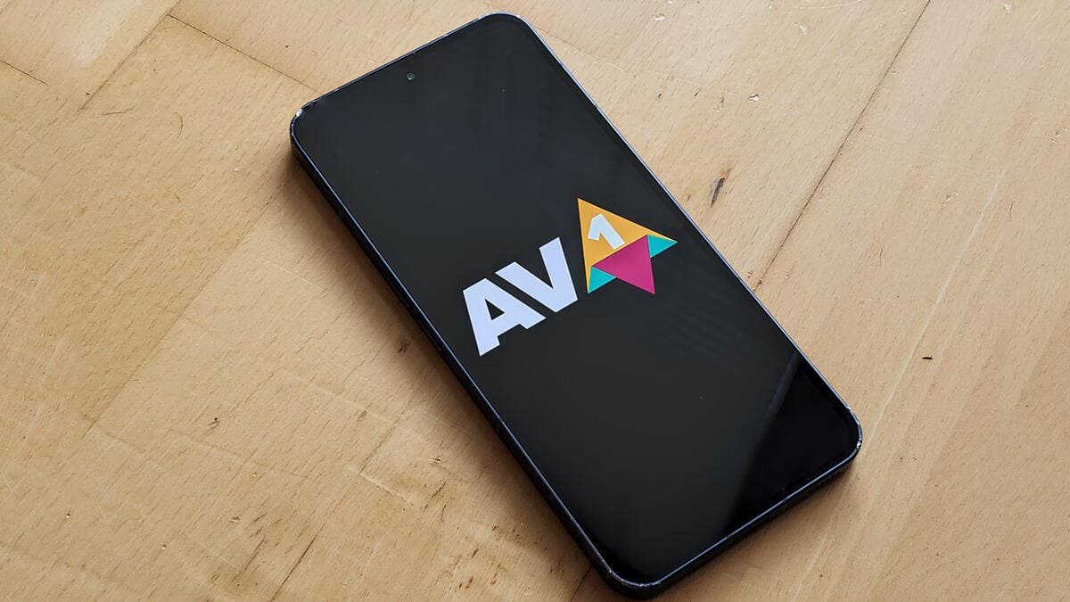 CeotechI's tweet image. Google finalmente adotta il codec AV1 per Android
#Android #Android12 #AV1 #codecAV1 #Google #Implementazioni #MobileNews #Netflix #Notizie #Novità #QualitàVideo #Smartphone #Supporto #Tech #TechNews #Tecnologia #Video #VideoLAN #YouTube

ceotech.it/google-finalme…
