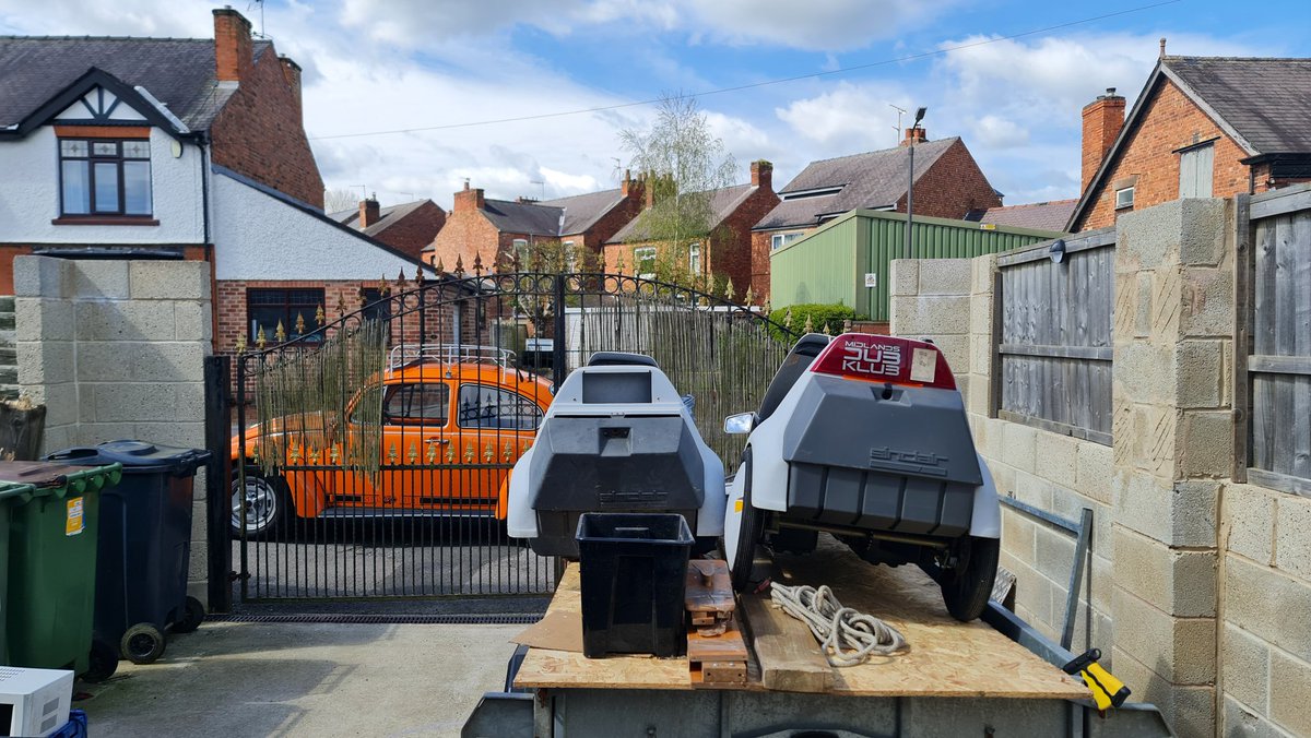 camperbats's tweet photo. A rare sunny day in the East Midlands means more work clearing out the garage! Larry-T-Buggums is making sure the little electric kids don't make a run for it! https://t.co/nZmkeuuUbs