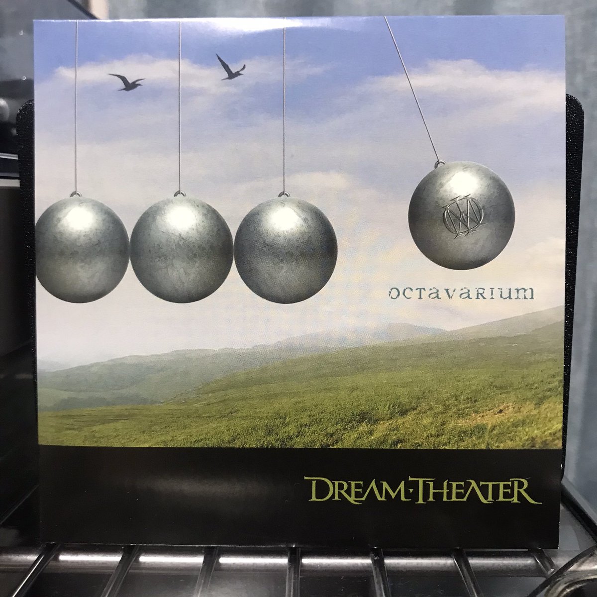 今夜の1枚💿。

DREAM THEATER

「OCTAVARIUM」

#MikePortnoy 
#DreamTheater 

マイク・ポートノイ様、お誕生日おめでとうございます🎉🎂🥁