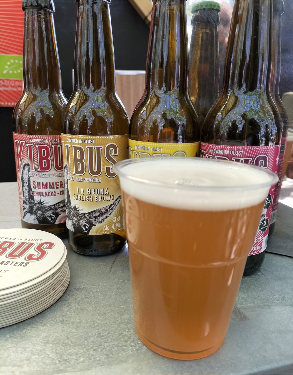 lensumabirres's tweet image. Avui al #Lactium de #Vic. Cervesa i formatge, combinació ideal!