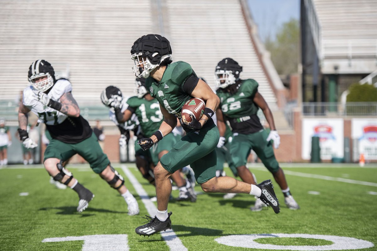 Spring Scrimmage Saturday!
🧱 BRICKworthy! 💚💚💚💚
Don’t count the days make the days count ⏰