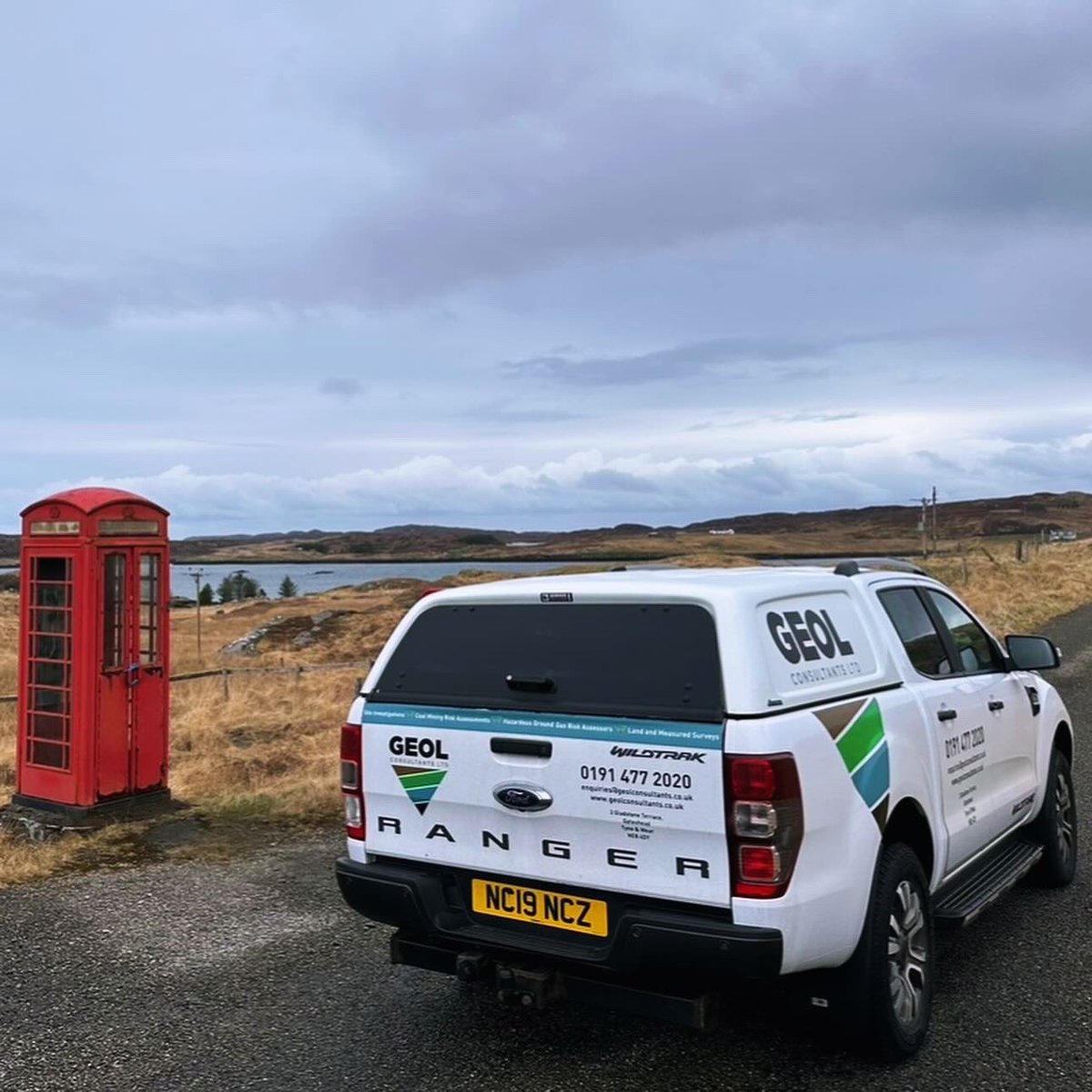 LimitedGeol's tweet photo. When you are #working on the #islands but you don’t have a decent #phone signal to enable you to report your findings back to the #office📱☎️ Hotel it is then…😀🏴
#sites #geologist #drillingrig #geotech #geotechnical #soilsampling #siteinvestigations #rotarydrilling #geology https://t.co/KI5aXtBwyG