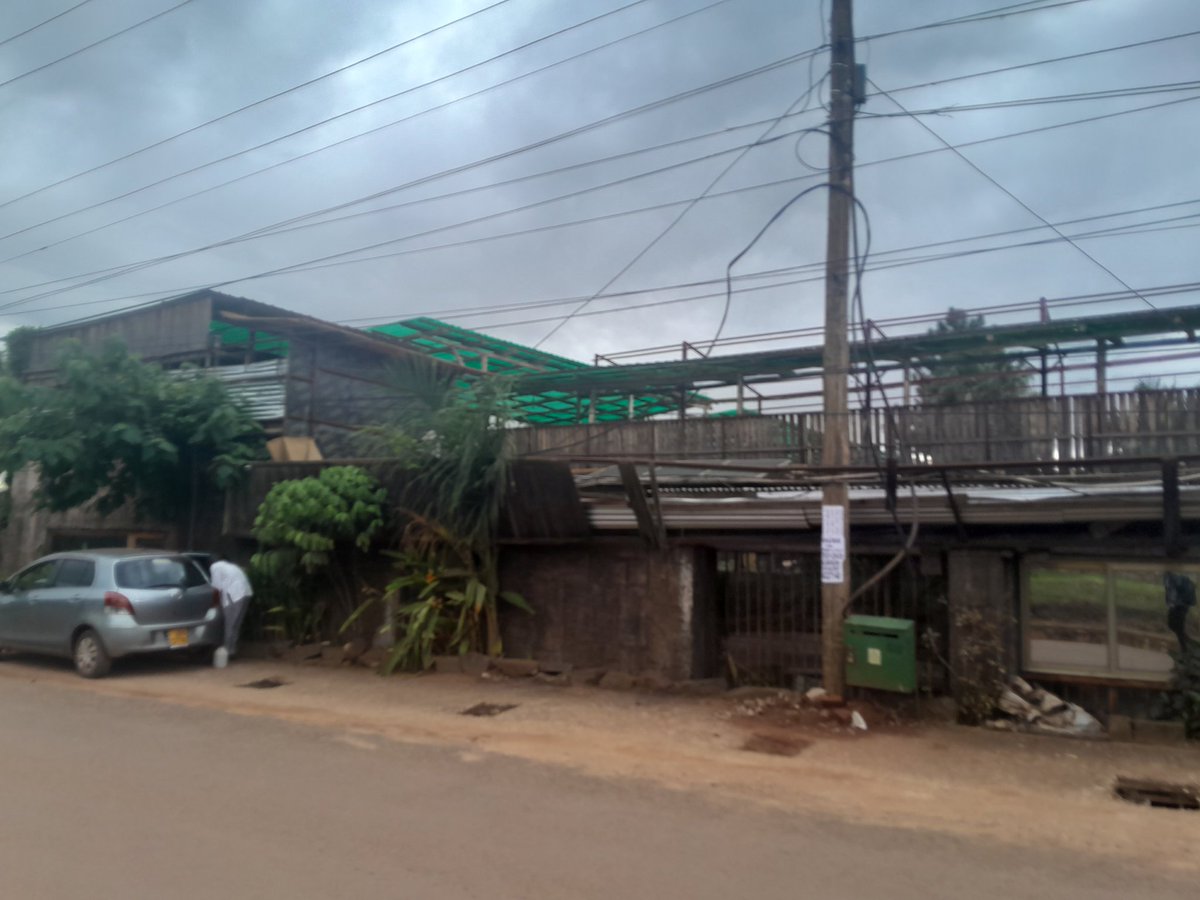 LolandPlan16062's tweet photo. @rkabushenga @TugumeNelsonO @coffeeinvestug @MatiaK5 @mofpedU This is one here , Coffee City in ntinda . What happened to it? https://t.co/CndRCZVTFU
