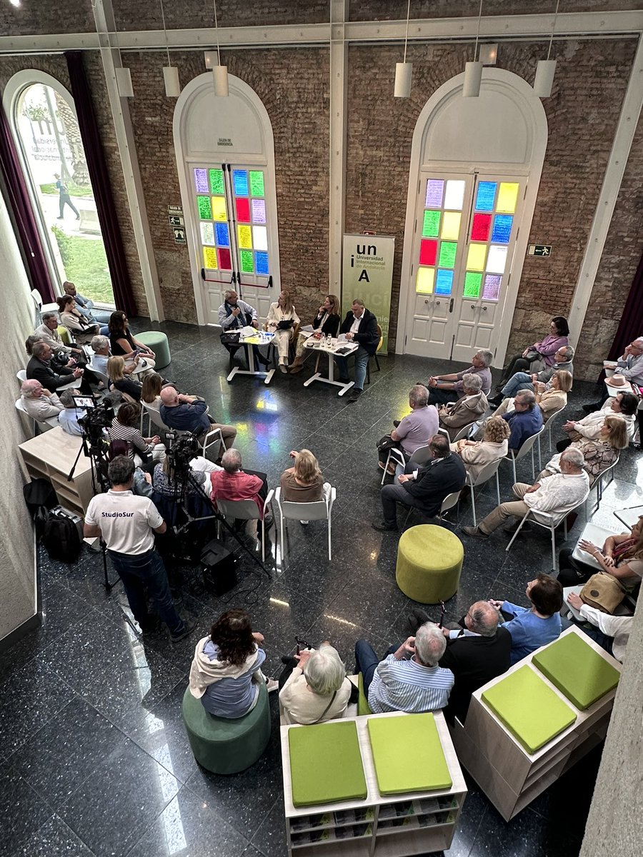 En la Sede Tecnológica de @UNIAuniversidad en Málaga estamos hoy destripando La Rebelión en la Granja, de tanta actualidad… El próximo sábado hablaremos sobre Conservacionismo ecológico ¿acertamos o nos equivocamos? A las 12, te esperamos.