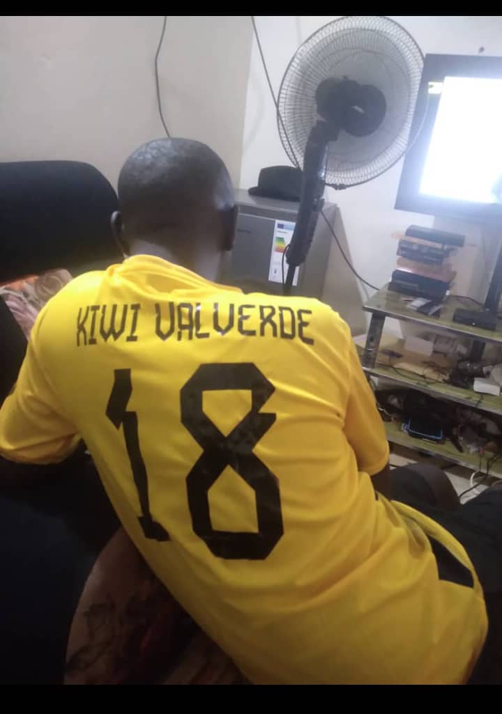 The Uruguayan is saying hi 👋 
<a href="/emmy_kwikiriza/">KWIKIRIZA EMMY</a>