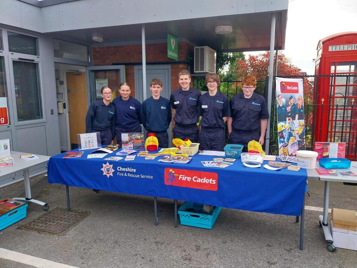 SandbachFS's tweet image. 🔥🚒 It's been an incredible day so far at Sandbach Fire Station's Open Day!  There's still time to join the fun, we are here until 3 pm. #SandbachFireOpenDay #CommunityEngagement