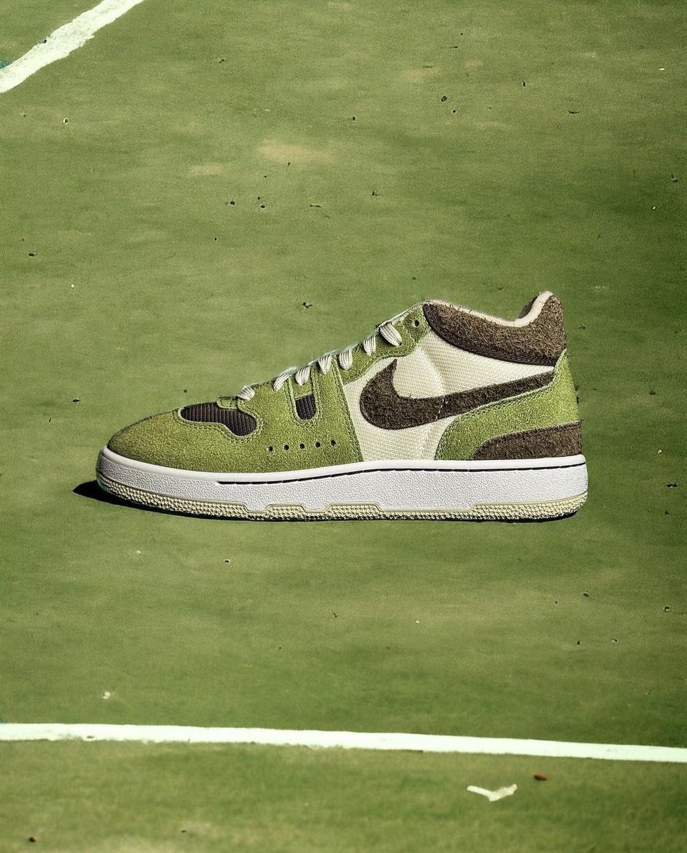 SNKR_SVAG's tweet image. #MailCall 📦👟
IMO, these flew under the radar! The hairy suede &amp;amp; CW perfect for this coming Tx Summer ☀️ 

ROCK'em or TOSS'em🚮 !? 

#NikeMacAttack #MacAttack #NikeTennis 🎾