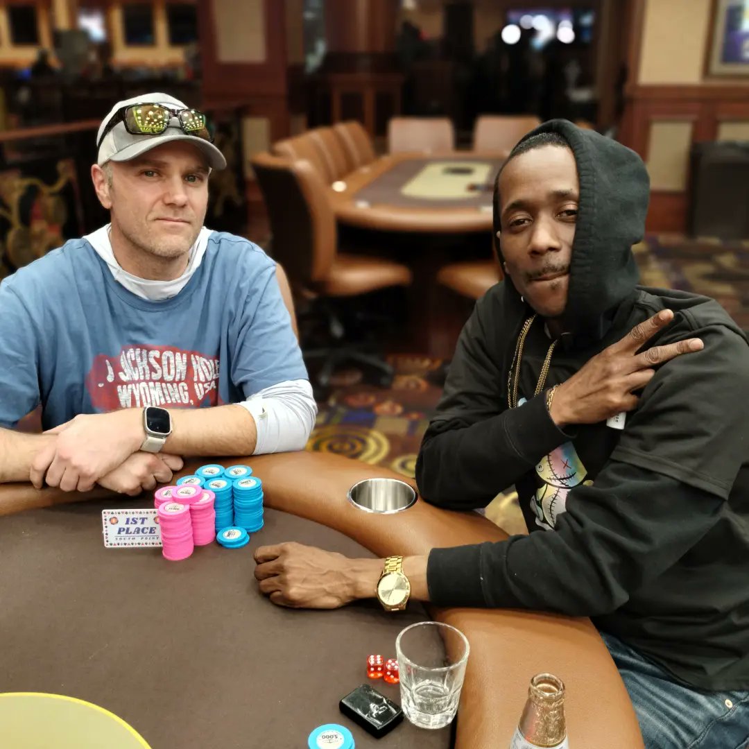 SPPokr's tweet photo. Two of the best agreed to a chop in tonight's $200 NLH Deeper Stack. Edward took first for $4280. Congrats!  @southpointlv @nlholdem @bigmoney https://t.co/8oeqxDTCBN