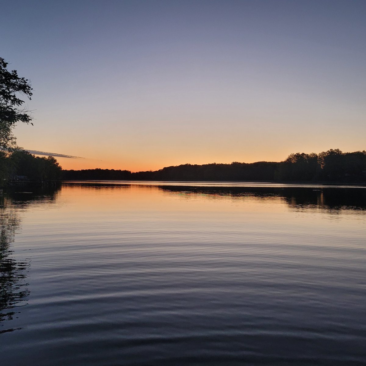 Nothing better than a sunrise on the lake. #sunrise #southernillinois