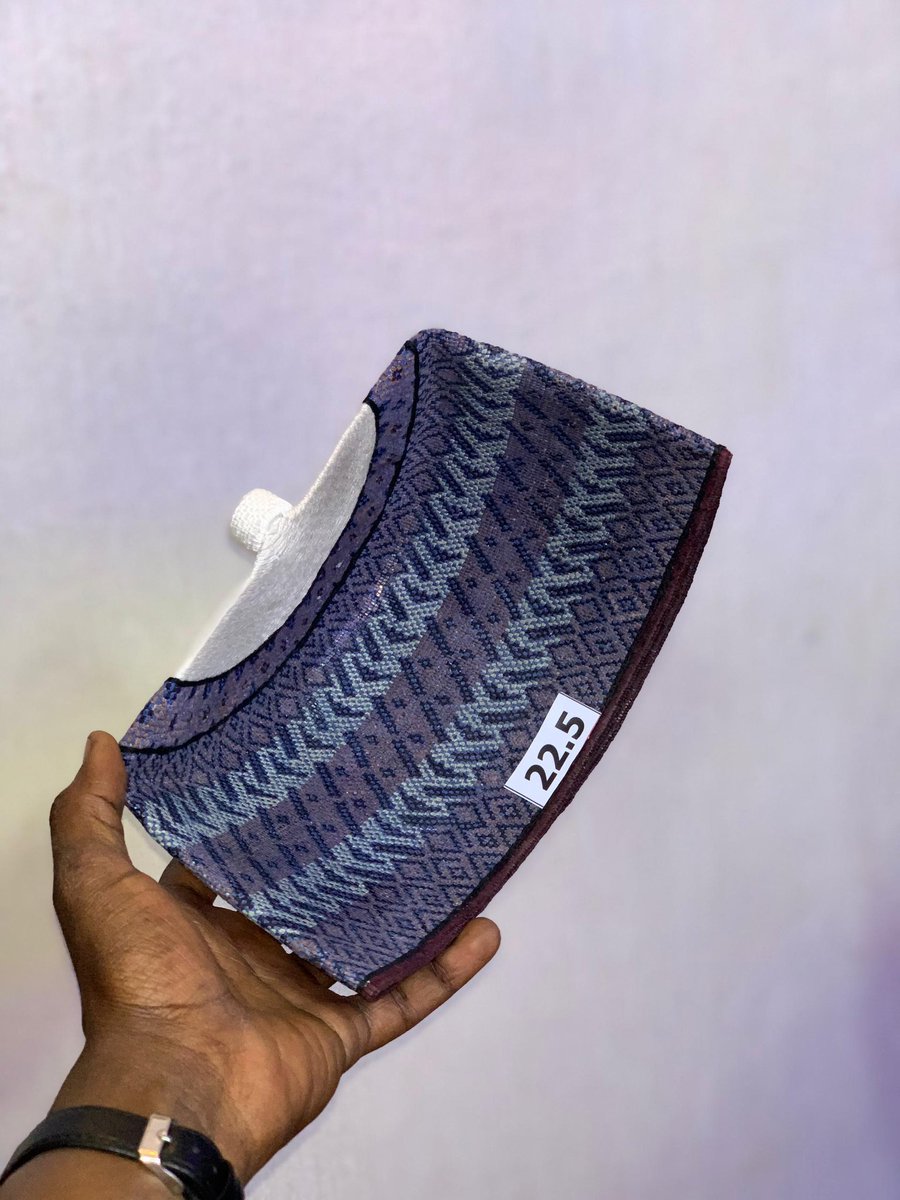 EL_ASSORTED's tweet photo. A single RETWEET can go long way plz 🙏 
30 30k 
08144645555
Shop No 32B DID plaza opposite post office Adjacent to Area command police station Gra pz Zaria 
  \\ Victor Moses Yahaya Bello #Dollar Mayorkan Kogi state Istahan  SS// https://t.co/M4E7jP1EaM