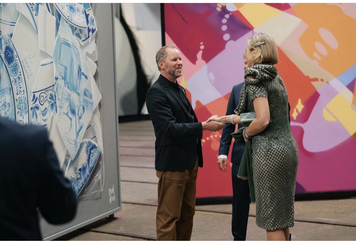 leonkeer's tweet photo. Great opening with 👑Royals of Netherlands🇳🇱 and Spain🇪🇸 DUO expo at Straat Museum Amsterdam,  5 Dutch and 5 Spanish artists gathered to create 10 big canvases. See the expo at the museum until June 2 #straatmuseum https://t.co/XeLHTSIBUt