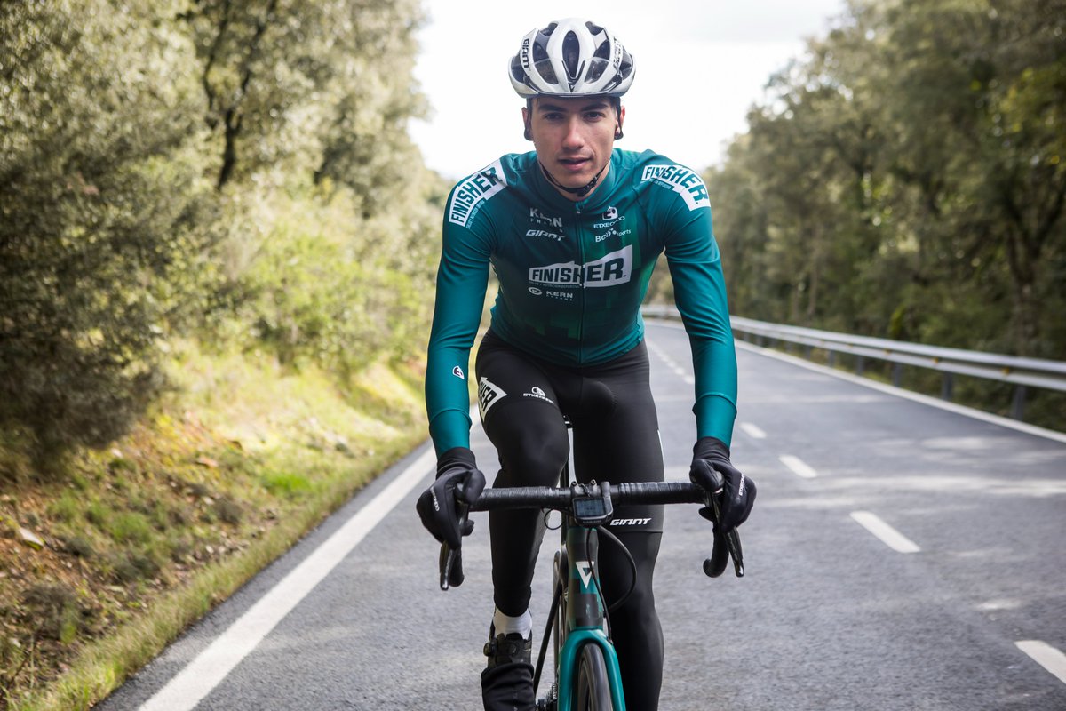 💪 Adrià Franquesa y Daniel Artero fueron 6º y 7º en el sprint del Trofeu Vila de Gimenells, prueba del calendario de #GransClàssiques catalanas