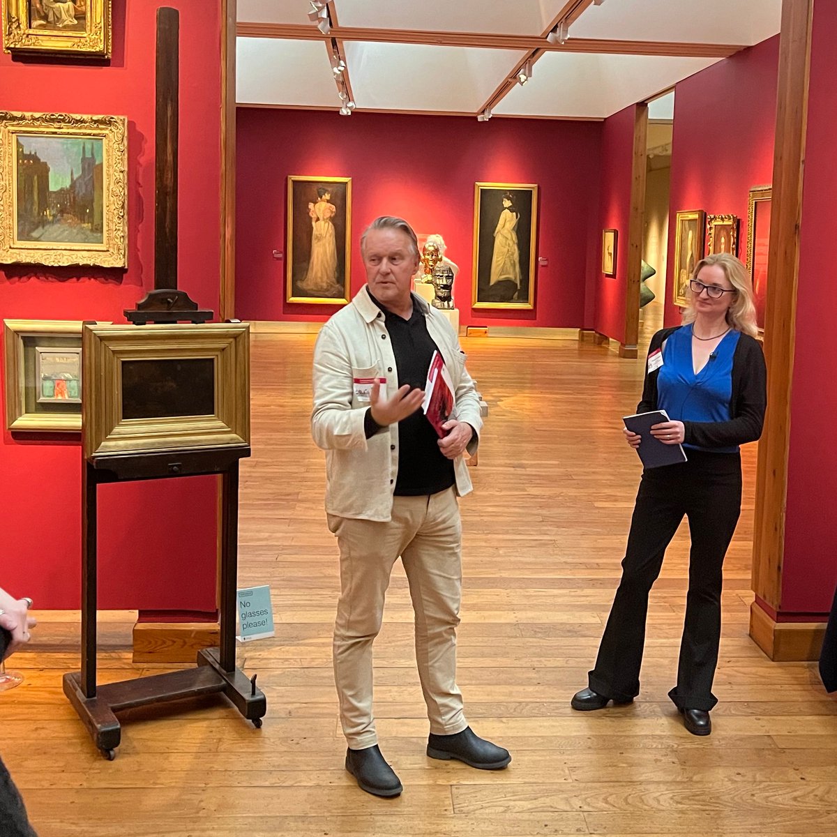 For years, I've been studying Whistler's 'Portrait of Lady Eden', the centre of an important lawsuit in Paris in the 1890s. Due to legal restrictions, it's never been revealed in public... until this week! 

Thanks <a href="/hunterian/">The Hunterian</a> for unshackling it. And Elena Cooper <a href="/copyrightcentre/">CREATe</a>.