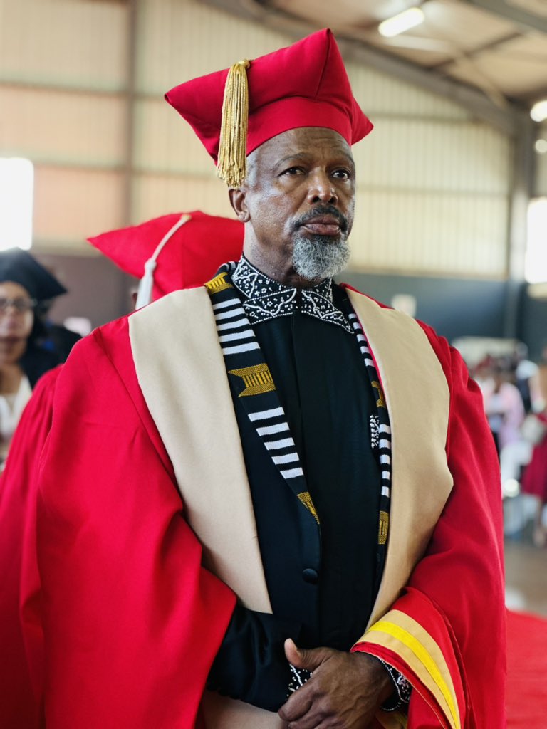 “When you pass through the waters, I will be with you; and through the rivers, they shall not overwhelm you; when you walk through fire you shall not be burned, and the flame shall not consume you.” Isaiah 43:2 Look at God! It’s now Dr Sello Maake kaNcube 🤩🥰😍 Someone please…