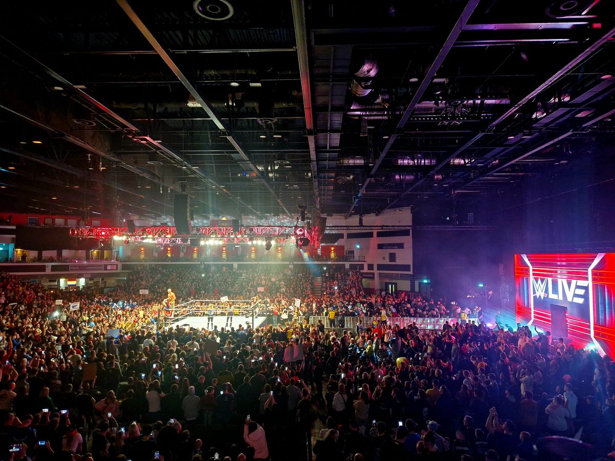 Proactive1staid's tweet image. Pleasure to provide medical cover for the wrestlers from @WWE and the crowd in Cardiff. Great atmosphere at the sold out arena.