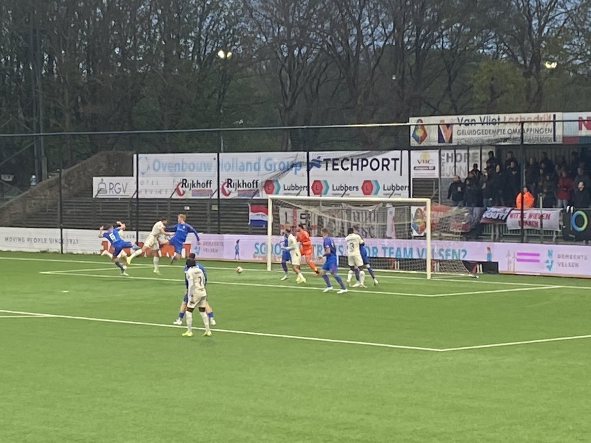 Thank you FC Telstar for your kind invitation to visit your stadium, see your excellent family friendly facilities, strong sense of community and welcome FC Emmen for the big match!