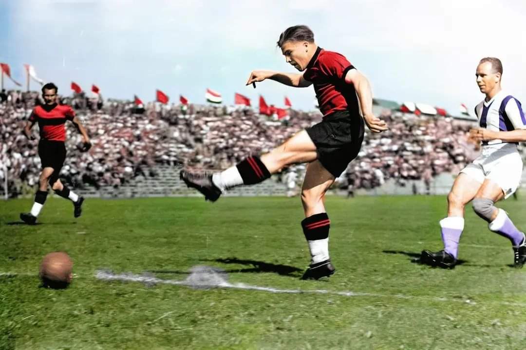 Honved - Újpest 1949 🇭🇺 ( Ferenc Puskás )