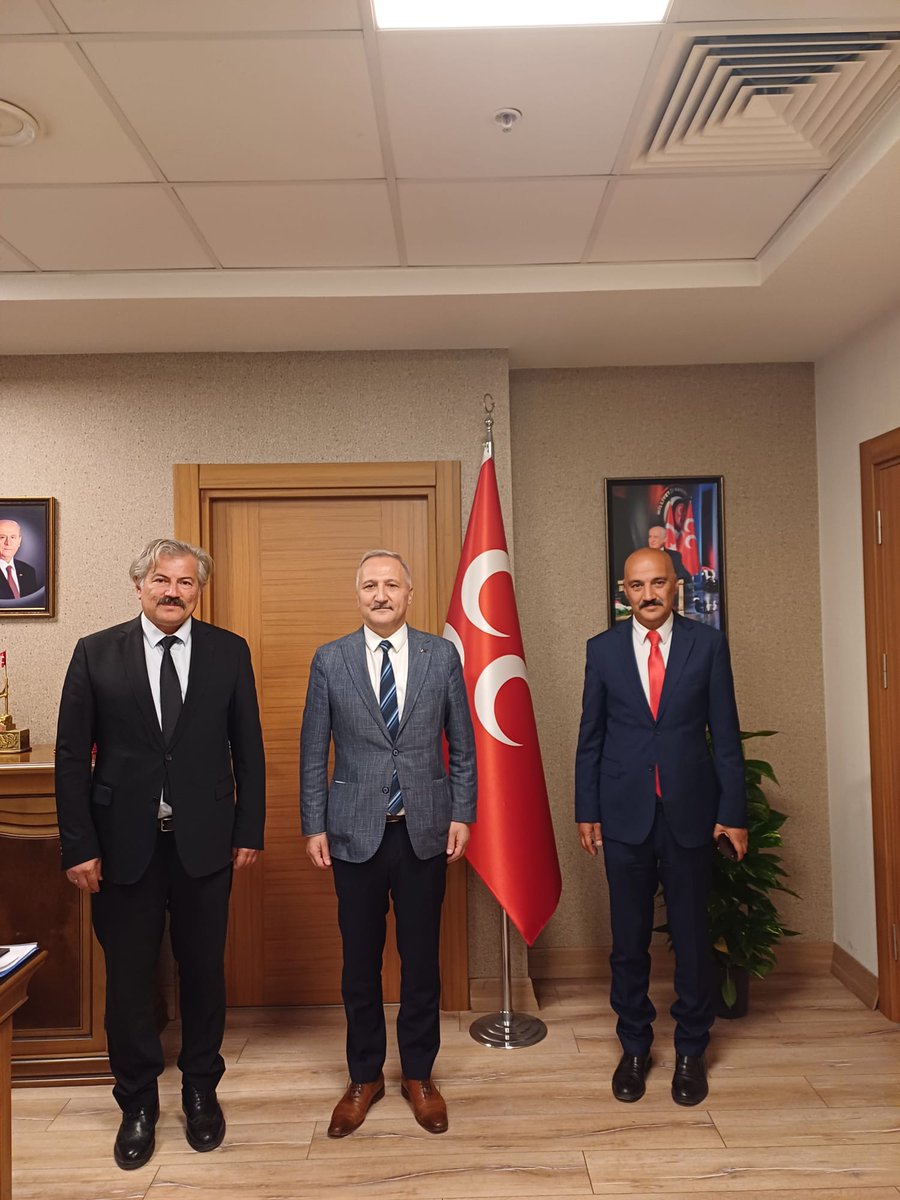 Özel eğitim öğretmenlerimiz Ahmet Tolga Küçükahmet ve Mehmet Ali Erdur hayırlı olsun ziyaretinde bulundular. Nazik ziyaretlerinden dolayı teşekkür ederiz.