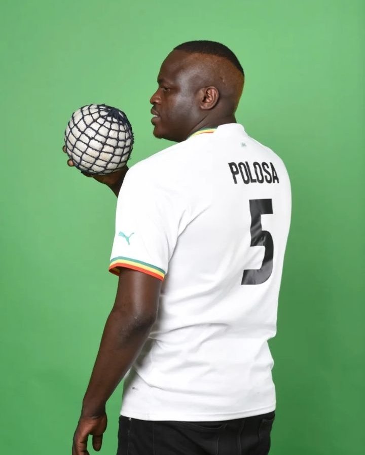 Weekendi yako iko aje ? Githaa ni ya #Offside na Namba Tano @polosa_5 alongside Dj @DjGi13 Keep it locked kama kawa for all the latest in sports mtaani na pia majuu from 3-8pm . Namba ya nangos : 0711443886 /Sms 20895