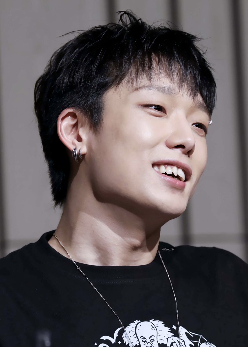 hur_30's tweet photo. 240416 에버라인 대면

🖤

#iKON #아이콘 #김지원 #BOBBY #바비 #バビ
@bobbyranika https://t.co/O3szRfpNB9