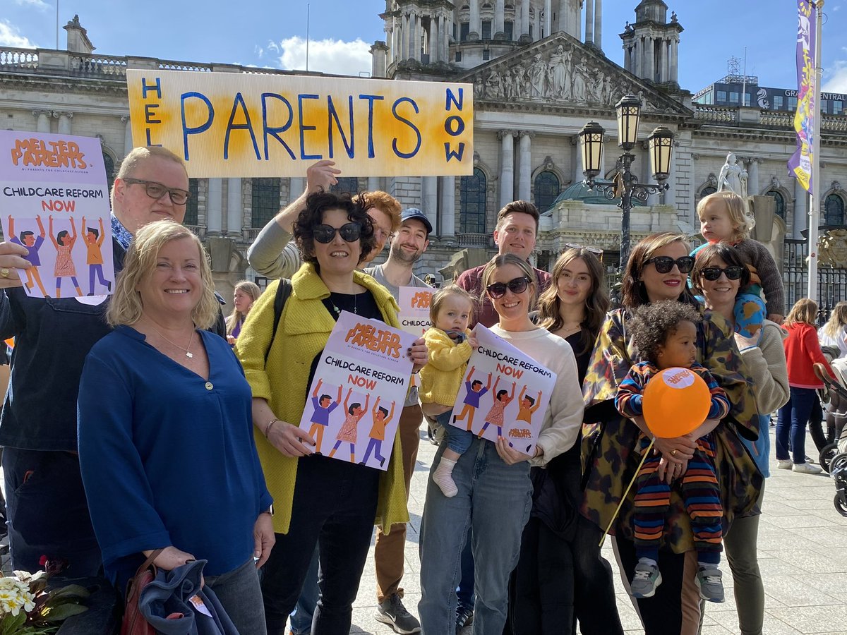 For once, these parents are melted by the sun and not just their huge childcare bills! Huge credit to @MeltedParentsNI for mobilising so many families - their frustrations are written on their placards and faces. Childcare is an issue that can no longer be put on the long finger