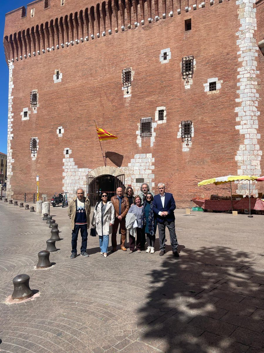 Barcelona_2020's tweet photo. Avui, l’Institut Persona i Democràcia-Barcelona 2020 hem estat rebuts pel Bisbe de la diòcesi de Perpinyà-Elna, Thierry Scherrer, i hem visitat la capital del Rosselló, Perpinyà. https://t.co/ksnHcNMLIM