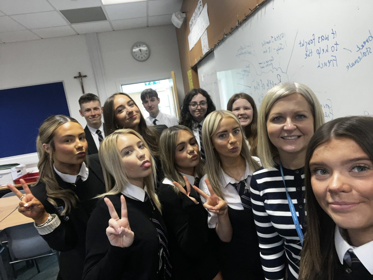 Mrs Doris tweet media