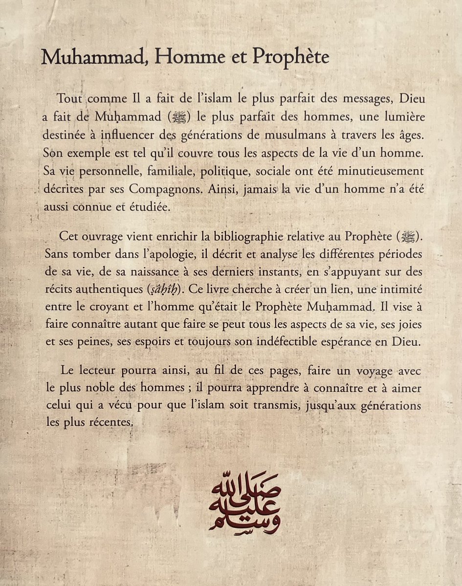 MUHAMMAD Homme et Prophète 🏷 18.000 fcfa Disponible en boutique 🛵 livraison possible - - - ☎️ +221 77 469 58 58 - - - #droussLib #instadrouss #Senegal #dakar #sahabathijrah #Muhammad #Prophete #medine #spiritualité #Coran #mecque #madina #paix #biographie