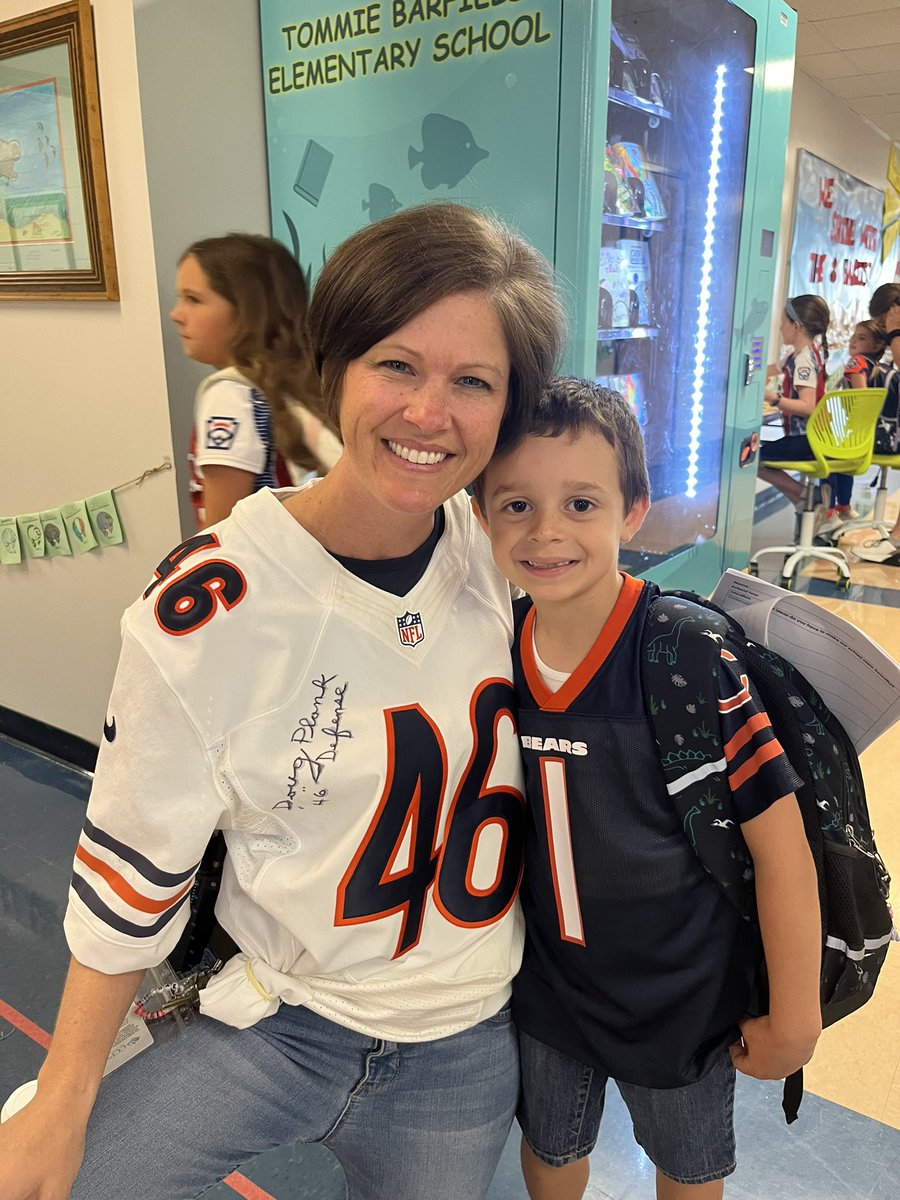 ππ£π€. πππ¦ππππ (@skudnig) on Twitter photo We had a great week celebrating #EKHW Every Kid Healthy Week. We reminded each other to get at least 1 hour of physical activity per day by wearing our sports gear today <a href="/TommieBarfield/">Tommie Barfield</a> #ProudToBeTBE We had a great week celebrating #EKHW Every Kid Healthy Week. We reminded each other to get at least 1 hour of physical activity per day by wearing our sports gear today <a href="/TommieBarfield/">Tommie Barfield</a> #ProudToBeTBE